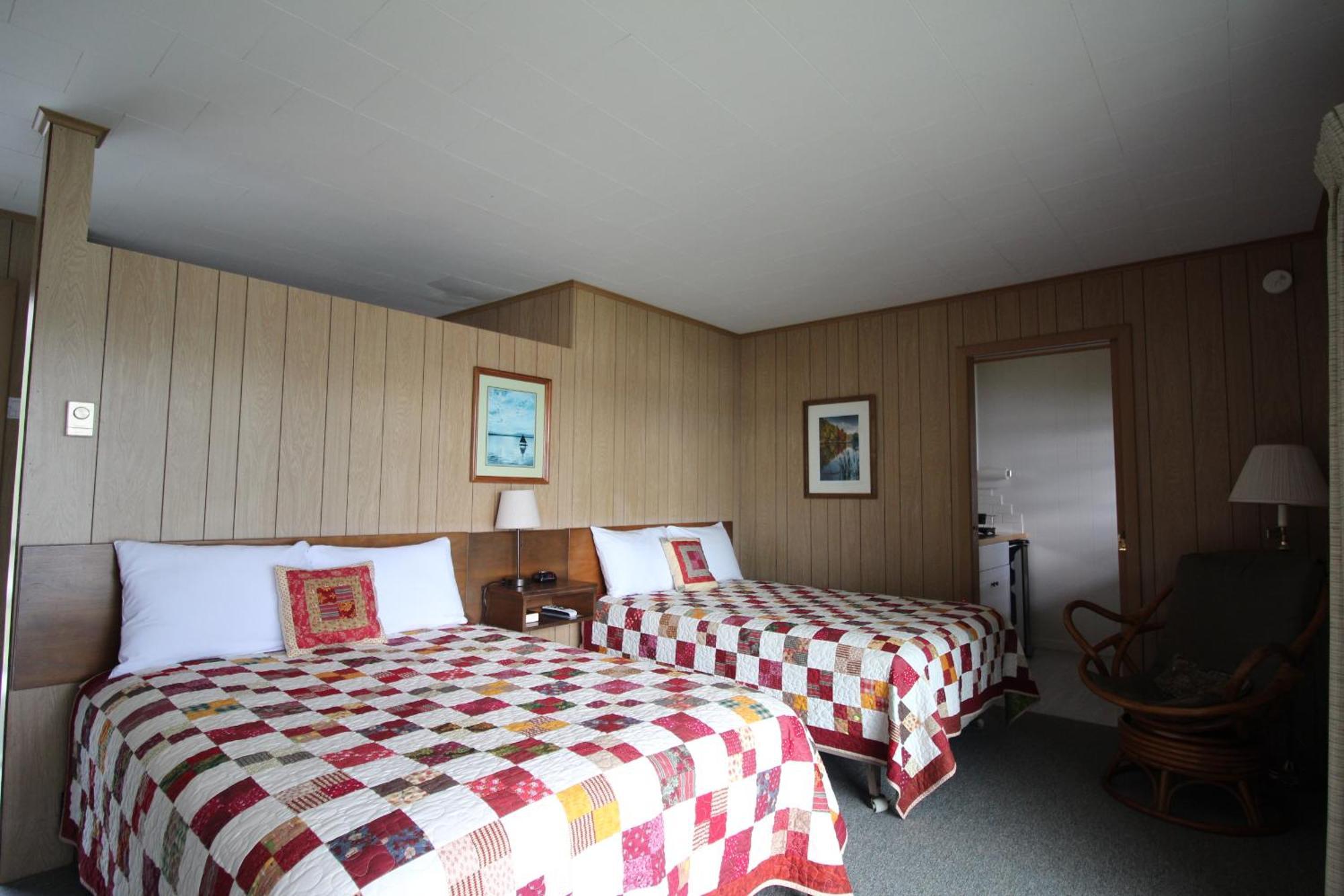 Sandy Point Motel Long Lake Exterior foto